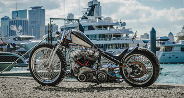 The two-wheel obsession: Top-10 motorbikes on JamesEdition ()