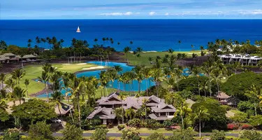 Hale Ohi’a: The Presley Family’s Former Hawaii Estate Lists at $17.5 Million ()