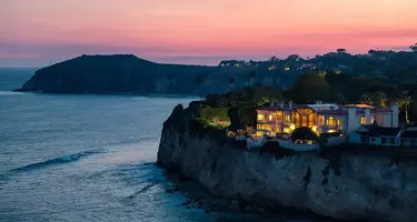 Venezia Pacifica: This Striking Estate Seen on Screen Hits the Market for the First Time ()
